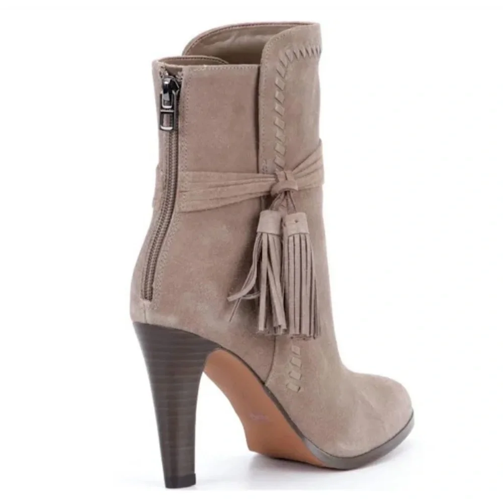 COACH Jessie Round Toe Suede Boot Size 7